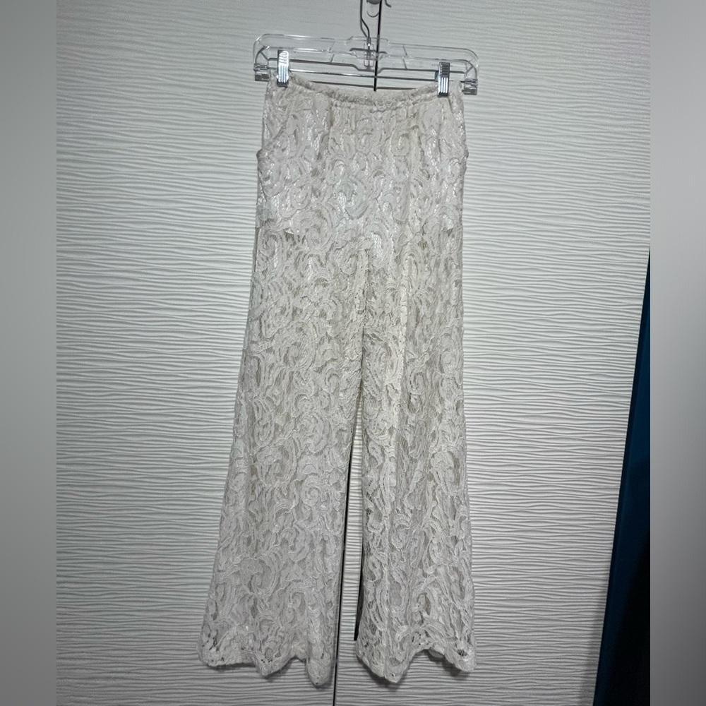 HAZEL SIZE S OVERLAY WHITE LACE PANTS FULLY LINED